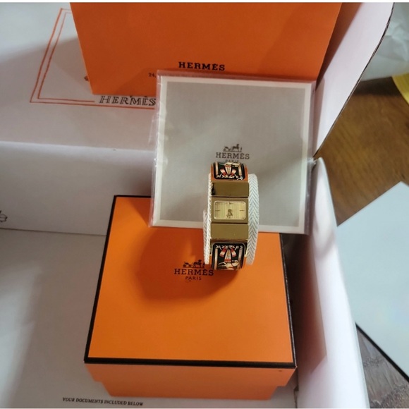 SOLD:Authentic HERMES Loquet Quartz Gold Dial Ladies Bangle Watch - Picture 4 of 9